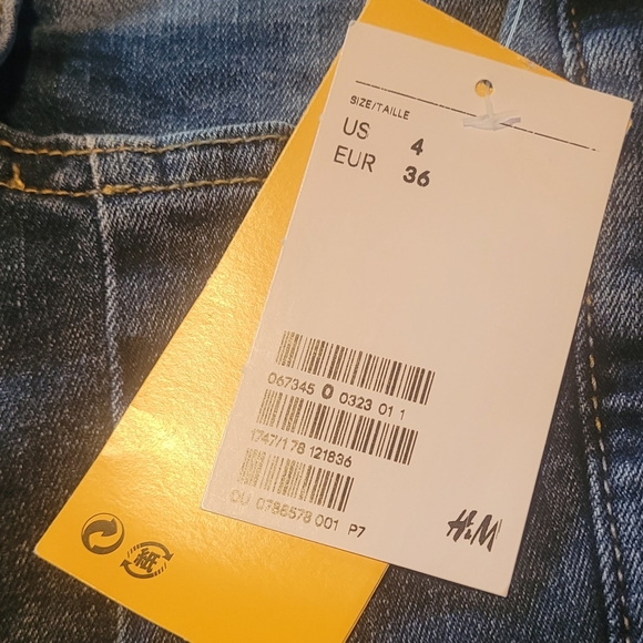 H&M High Waist Skinny Jean - Picture 2 of 2